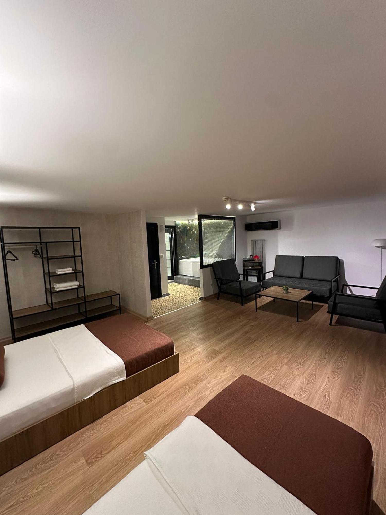 Casa Rosso Suite Hotel Истанбул Екстериор снимка